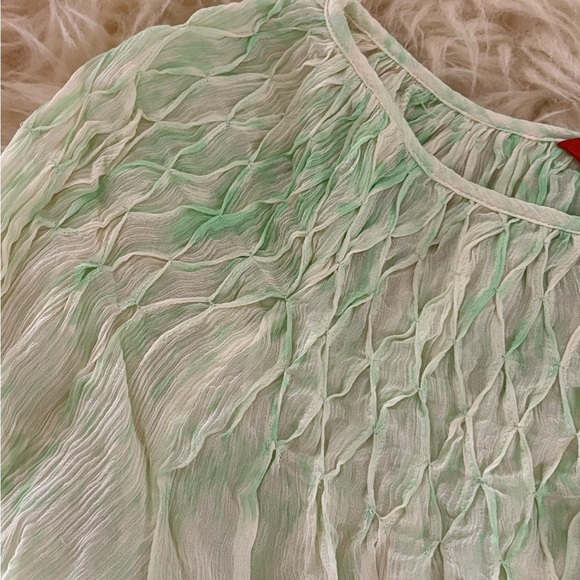 Sundance 100% Silk Lime Green/ White Ombré Dye Sheer Pleated Blouse Top - Picture 2 of 6